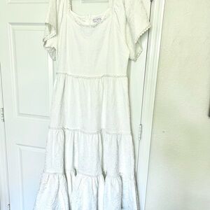 Ivy City Co White Tiered Maxi Dress